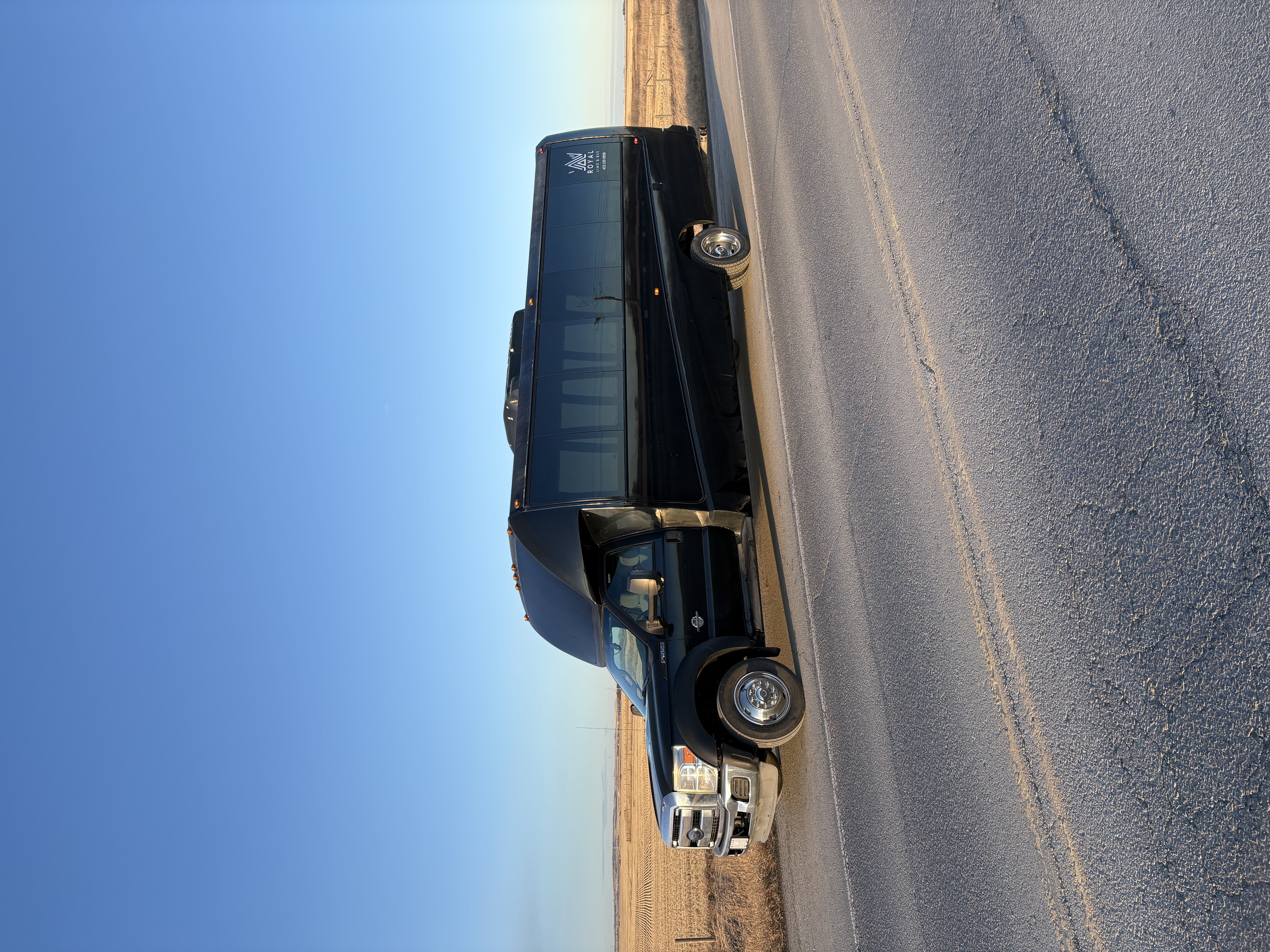 Royal Limo & Bus